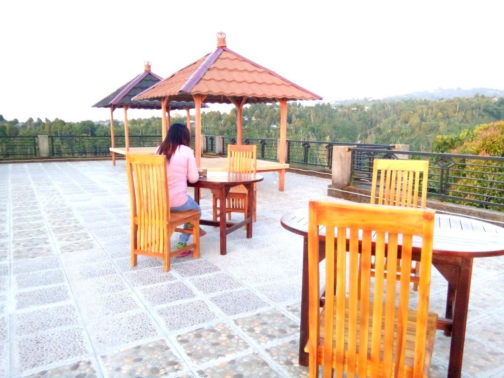Rest Area 88 Guest House Теджакула Екстериор снимка