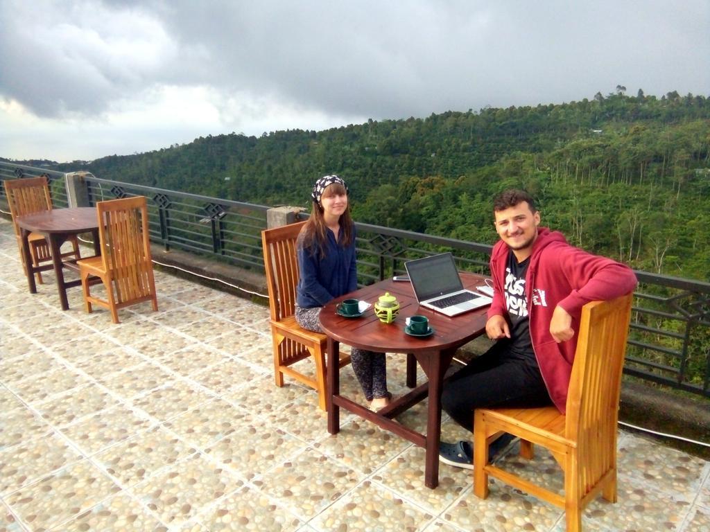 Rest Area 88 Guest House Теджакула Екстериор снимка